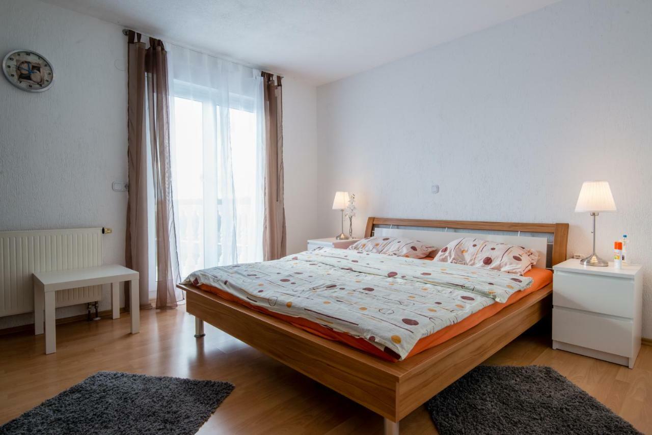 Ferienhaus Bucic Buje Ngoại thất bức ảnh