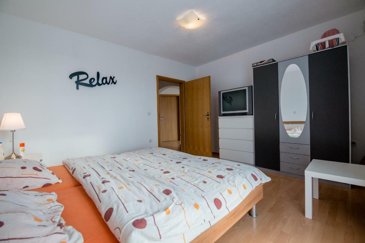 Ferienhaus Bucic Buje Ngoại thất bức ảnh