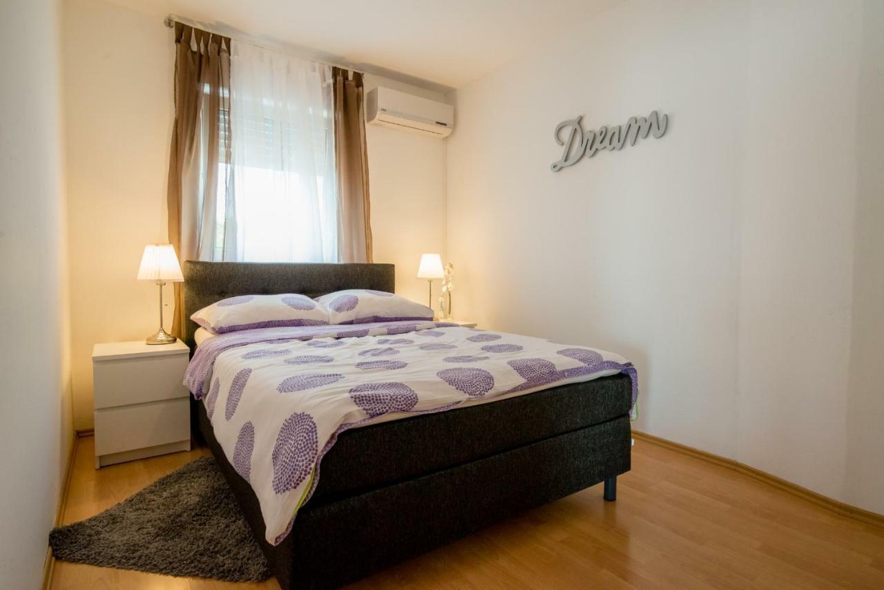 Ferienhaus Bucic Buje Ngoại thất bức ảnh