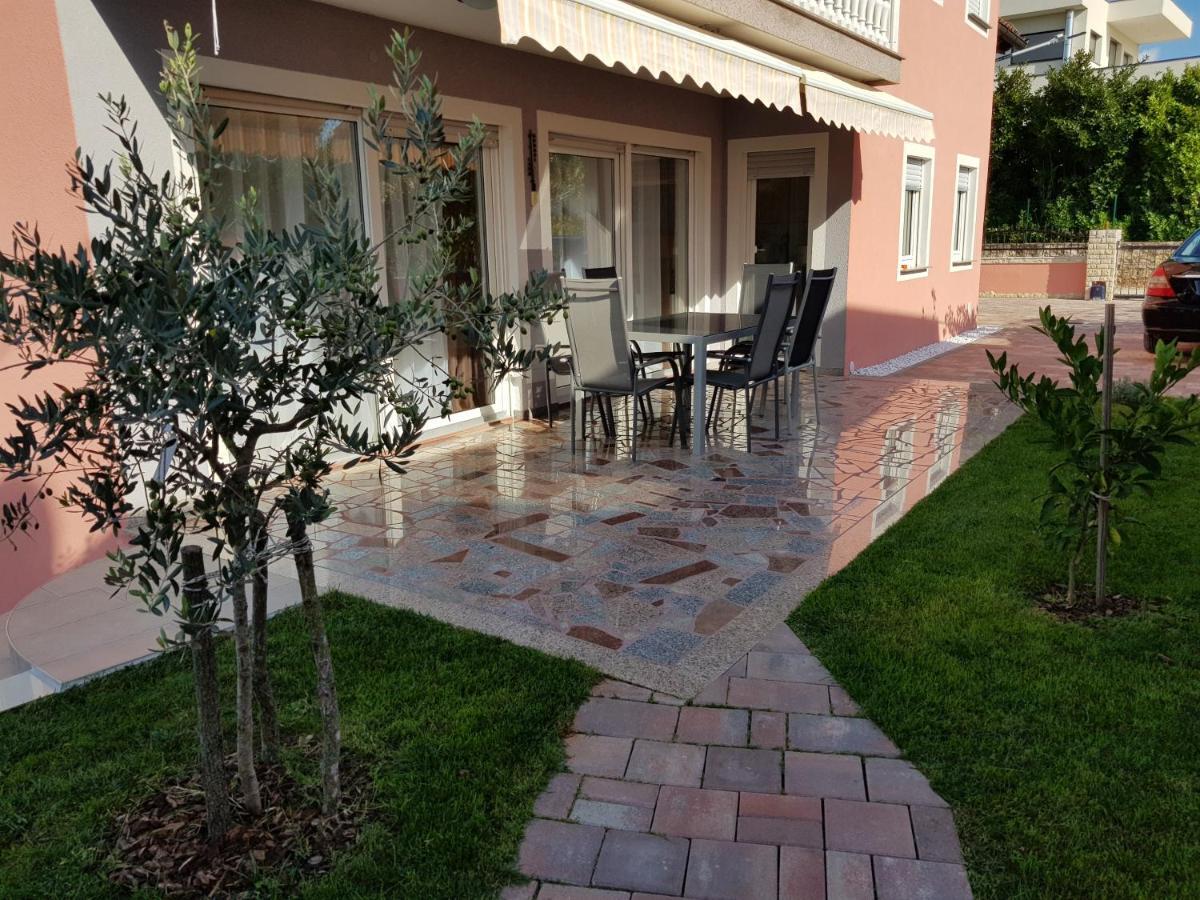Ferienhaus Bucic Buje Ngoại thất bức ảnh